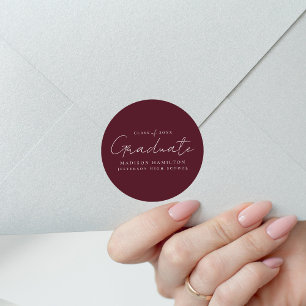 Sticker Rond Script manuscrit moderne Maroon Graduation