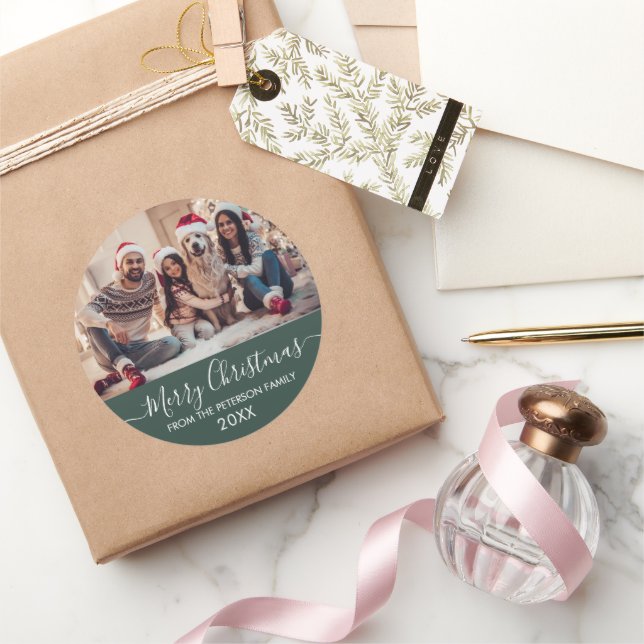 Sticker Rond Script moderne Famille Photo Vert Joyeux Noël (Cadeaux)