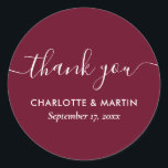 Sticker Rond Script moderne Wedding shower Bourgogne Merci<br><div class="desc">Créez votre propre autocollant de remerciement personnalisé pour votre mariage/douche en mariage bordeaux. Personnalisez facilement en ligne avec les détails de votre mariage/douche. Des articles assortis sont disponibles pour compléter ces stickers ronds de mariage/douche bordeaux minimalistes mais élégants avec une police de script moderne.</div>