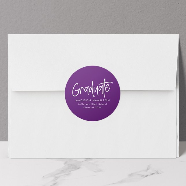 Sticker Rond Script Preppy moderne Purple Graduation (Créateur téléchargé)
