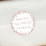 Sticker Rond Silhouette fleur sauvage Mariage Dusty rose<br><div class="desc">Cet élégant autocollant de mariage présente une silhouette fleur sauvage comme une couronne avec vos noms. Pour une personnalisation plus avancée de cette conception,  cliquez sur le BOUTON OUTIL DESIGN BLEU ci-dessus ! Des articles correspondants sont également disponibles.</div>
