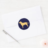 Sticker Rond Silhouette jaune de chien de labrador retriever (Enveloppe)