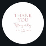 Sticker Rond Simple Elegant Rose Gold Merci mariage Faveur<br><div class="desc">Ce simple et élégant rose or merci mariage faveur classique rond autocollant est parfait pour votre classique moderne minimaliste rose or mariage. Le design est composé d'une vintage classique minimaliste, d'une police d'or blush contemporaine et d'une calligraphie formelle romantique délicate. Il est parfait pour les mariages de luxe du printemps,...</div>