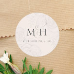 Sticker Rond Simple Mariage minimaliste Monogramme Flexible<br><div class="desc">Un simple merci vous préférez monogramme enveloppe étiquette autocollant modèle. ce design comprend un minimaliste simple merci modèle, coloré de couleur blush sticker étiquette décal disposition, moderne élégant classique formel réception, mariage marié-marié noms, bonbons buffet biscuit, créer vos étiquettes, chien animal de compagnie à prendre un, personnaliser personnalisée whimsical chic,...</div>