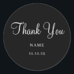 Sticker Rond Simple noir moderne minimaliste Mariage classique<br><div class="desc">Simple noir élégant minimaliste moderne Mariage classique Ces élégants stickers mariage ou douche nuptiale sont simples et minimalistes, mais très élégants grâce au script manuscrit moderne qui dit merci, et la disposition propre. Simple moderne minimaliste Mariage classique, mariage ou douche nuptiale, noir élégant et chic, simple, écriture de script typographie,...</div>