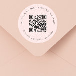 Sticker Rond Site mariage QR détails informations rsvp rose<br><div class="desc">Ajoutez votre URL pour votre site mariage. Pour plus d'informations,  détails,  rsvp en ligne. Un or rose,  arrière - plan de couleur rousse.</div>