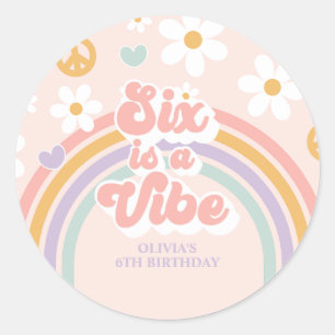 Sticker Rond Six est une ambiance Anniversaire 6 ans rétro arc-