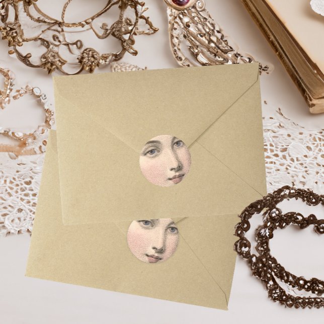 Sticker Rond Smile mystérieux de belle Française Vintage (Créateur téléchargé)