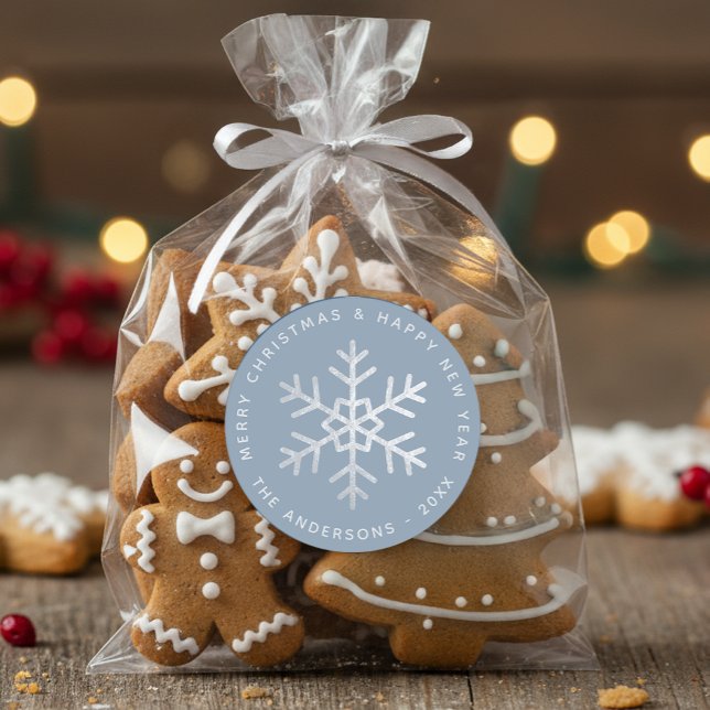 Sticker Rond Snowflake Christmas Dusty Blue Elegant Faux Silver (Créateur téléchargé)