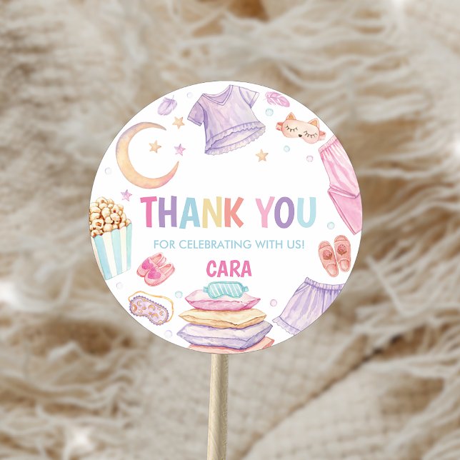 Sticker Rond Sommeil de bois au-dessus de fête d'anniversaire (Créateur téléchargé)