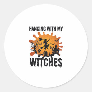 Sticker Rond Sorcières Pendues Halloween Balai de Sorcière Mais