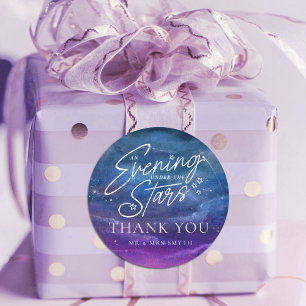 Sticker Rond Sous la soirée étoilée merci coutume