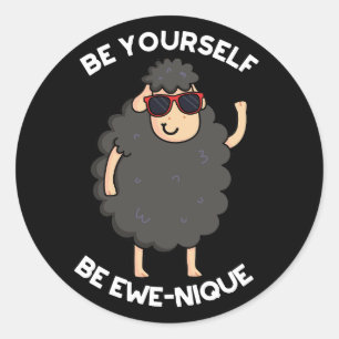 Sticker Rond Soyez Ewenique Funny Sheep Pun Dark BG