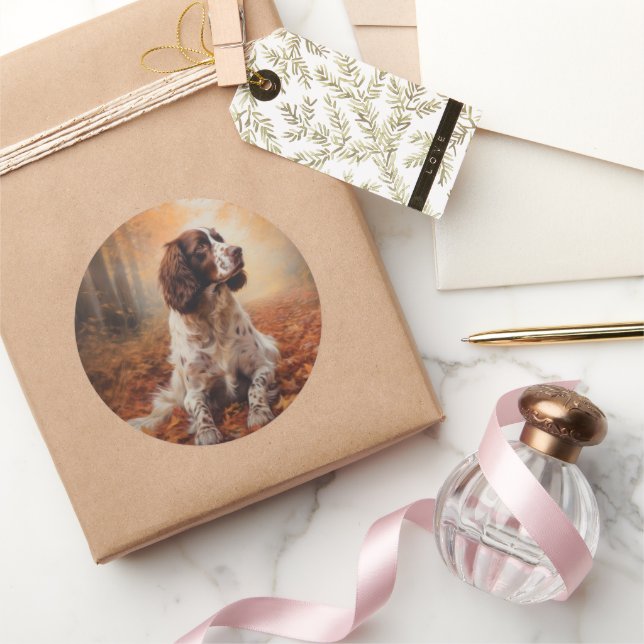 Sticker Rond Springer Spaniel en automne, les feuilles tombées  (Cadeaux)