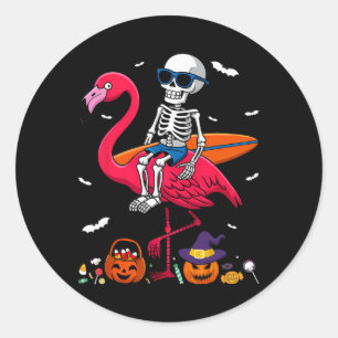 Sticker Rond Squelette de surfant sur un flamant rose surfeur d