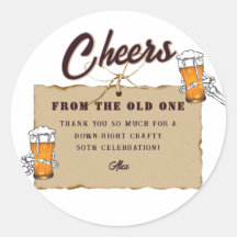 Squelette Une froide pour la vieille bière d'anniv