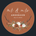 Sticker Rond Stag rustique mariage botanique noir terre cuite<br><div class="desc">Conception mariage Budget rustique fleurie et bois de cerf. Avec de belles rouille,  terre cuite,  rose rousse et sauge vert pampas herbe eucalyptus aquarelle détails. Ce design mariage moderne est sûr de donner le style pour votre grand jour.</div>
