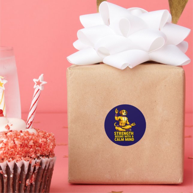 Sticker Rond Strength Begins with a Calm Mind (Fête)