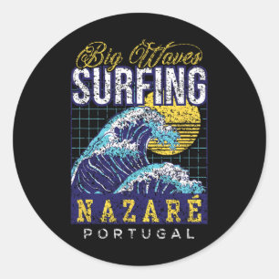 Sticker Rond Surf de grosses vagues Nazaré Portugal Surfeur Sur