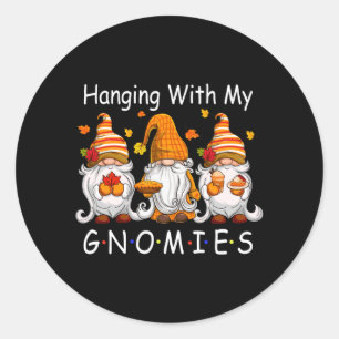 Sticker Rond Suspendu avec des Gnomies Saison Automne Mignon Au