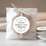 Sticker Rond Sweet Terminer le nouveau Mariage de début simple<br><div class="desc">Un Sticker Mariage classique en Merci noir avec "Une fin douce à un nouveau commencement" dans une calligraphie de police moderne et rustique. Vous pouvez facilement le personnaliser avec vos noms et date mariage.</div>