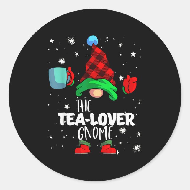 Sticker Rond Tea Lover Gnome Red Buffalo Plaid Matching Family  (Devant)