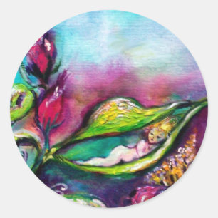 STICKER ROND THUMBELINA DORMANT ENTRE LE FEUILLE ROSE