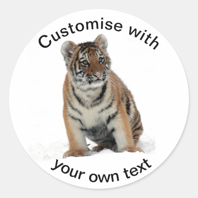 Sticker Rond Tiger Cub in the Snow Custom Text (Devant)