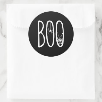 Sticker Rond Toile d'araignée Halloween noire BOO