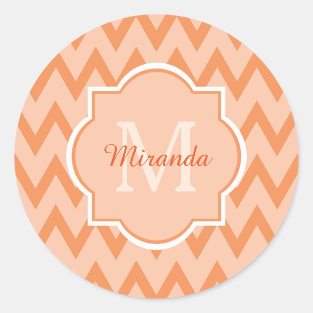 Sticker Rond Trendy Orange Chevron Zigzag Nom et Monogramme (Devant)