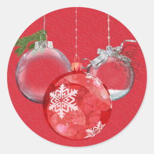 Sticker Rond Trois ornements sur un fond rouge Petit 