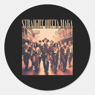 Sticker Rond Trump 2024, un Trump amusant, en plein dans la rue