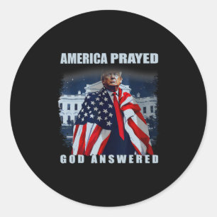 Sticker Rond Trump Amérique a prié Dieu a répondu