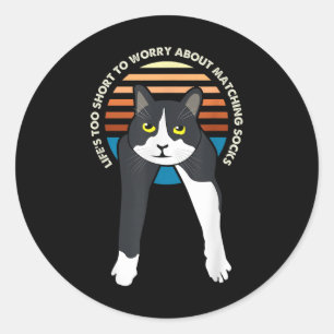 Sticker Rond Tuxedo Chat Mème Drôle Dit Des Vies Trop Courtes À