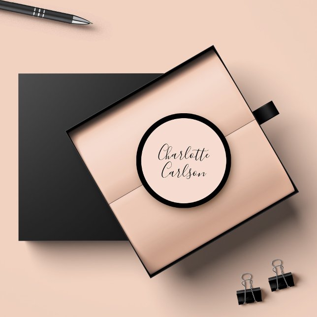 Sticker Rond Typographie moderne de luxe de script rose (Créateur téléchargé)