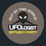 Sticker Rond UFOlogist Party, Anniversaire<br><div class="desc">UFOlogist Party,  Stickers Anniversaire par Stampedy Stamp.</div>