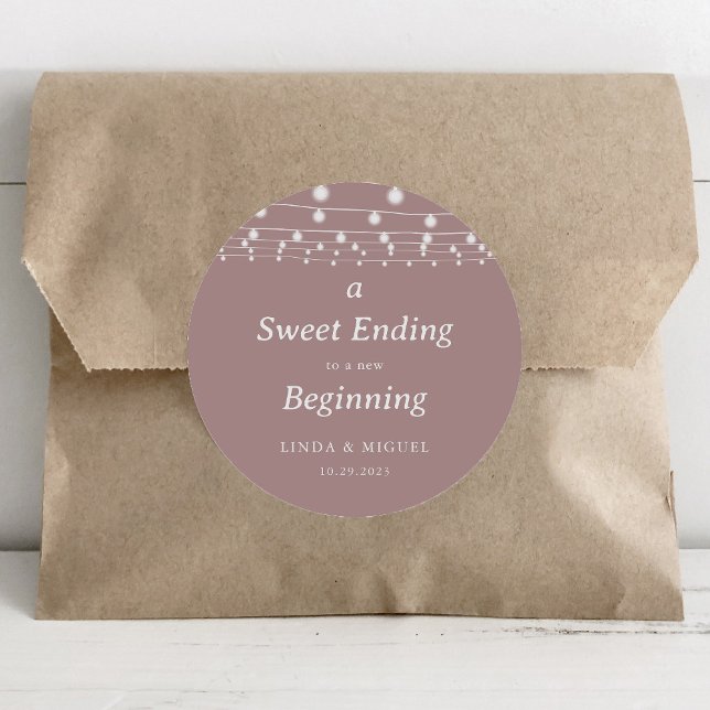 Sticker Rond Une douce fin à un nouveau Mariage débutant (Créateur téléchargé)