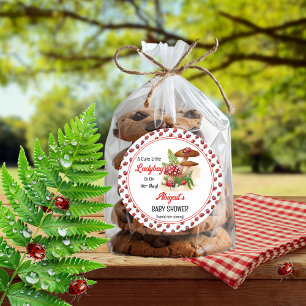 Sticker Rond Une Mignonne Petite Ladybug Est En Chemin De Baby 