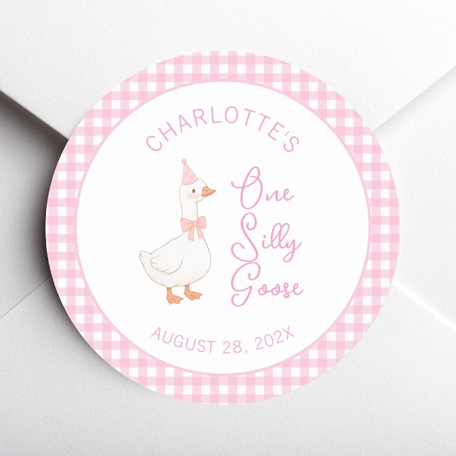 Sticker Rond Une oie sotte rose rustique pour le premier annive (Créateur téléchargé)