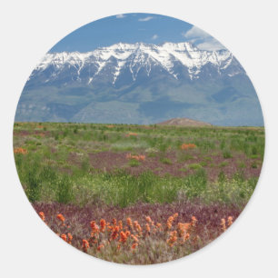 Sticker Rond Utah, États-Unis. Le mont Timpanogos s'élève au-de