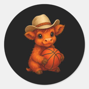 Sticker Rond Vache des Highlands mignonne amateur de basket-bal