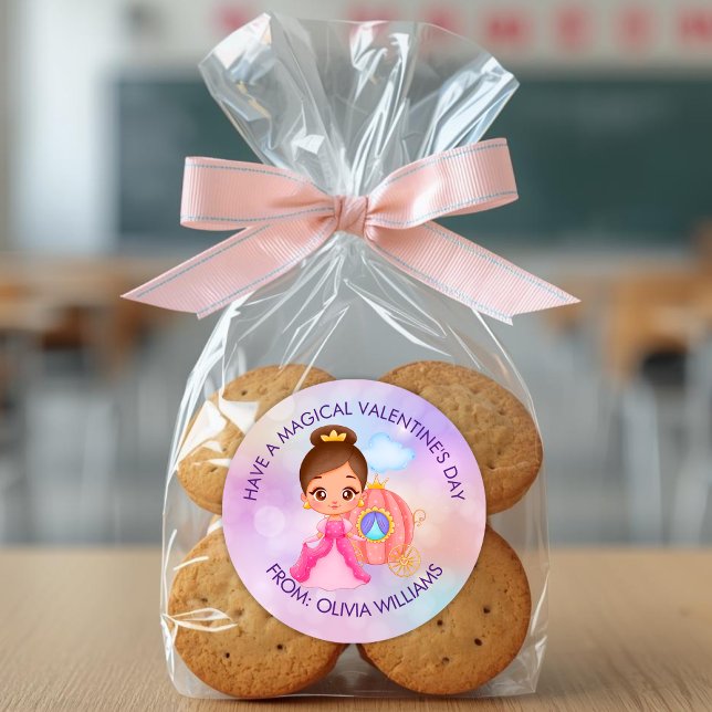 Sticker Rond Valentine's Day Modern Gift with Cute Princess (Créateur téléchargé)