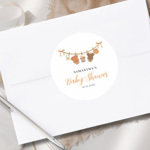 Sticker Rond Vêtements neutres pour une fête prénatale Hallowee