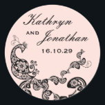 Sticker Rond Vintage Chic Floral Noir Peacock Mariage Bohème<br><div class="desc">Conçu par fat*fa*tin. Facile à customiser avec votre propre texte,  photo ou image. Pour des demandes personnalisées,  veuillez contacter fat*fa*tin directement. Des frais personnalisés s'appliquent. www.zazzle.com/fat_fa_tin www.zazzle.com/color_therapy www.zazzle.com/fatfatin_blue_knot www.zazzle.com/fatfatin_red_knot www.zazzle.com/fatfatin_mini_me www.zazzle.com/fatfatin_box www.zazzle.com/fatfatin_design www.zazzle.com/fatfatin_ink</div>