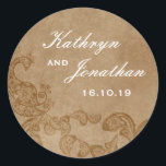 Sticker Rond Vintage Chic Floral Rusti Peacock Mariage bohème<br><div class="desc">Conçu par fat*fa*tin. Facile à customiser avec votre propre texte,  photo ou image. Pour des demandes personnalisées,  veuillez contacter fat*fa*tin directement. Des frais personnalisés s'appliquent. www.zazzle.com/fat_fa_tin www.zazzle.com/color_therapy www.zazzle.com/fatfatin_blue_knot www.zazzle.com/fatfatin_red_knot www.zazzle.com/fatfatin_mini_me www.zazzle.com/fatfatin_box www.zazzle.com/fatfatin_design www.zazzle.com/fatfatin_ink</div>