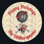 Sticker Rond Vintage Christmas Steampunk Airship sur Cream<br><div class="desc">Ce design présente une image d'avion à vapeur aux roses rouges et d'autres espaces verts de vacances contre un arrière - plan aux allures de perles. Aéronefs, dirigeables, montgolfières et blimps sont des emblèmes communs dans les conceptions steampunk. Cette collection comprend des décors maison, des objets de bureau, des plateaux,...</div>