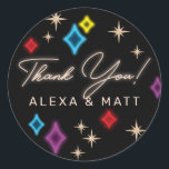 Sticker Rond Vintage Neon Stars Vegas Mariage Merci<br><div class="desc">Des étoiles néons modernes de style atomique du milieu du siècle brillent et amusantes contre un arrière - plan noir. Ces autocollants de faveur seront à la maison lors d'une fête thématique casino ou le mariage Las Vegas réel. Faites-les vous-mêmes en ajoutant un nom et vous avez terminé. Facile !...</div>
