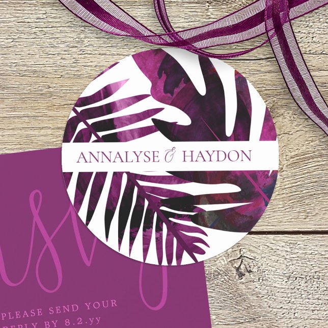 Sticker Rond Violet, Wild Berry Pink Feuille Mariage (tropical wild berry pink, wine pink island palm leaves, monstera, ferns beach wedding sticker)