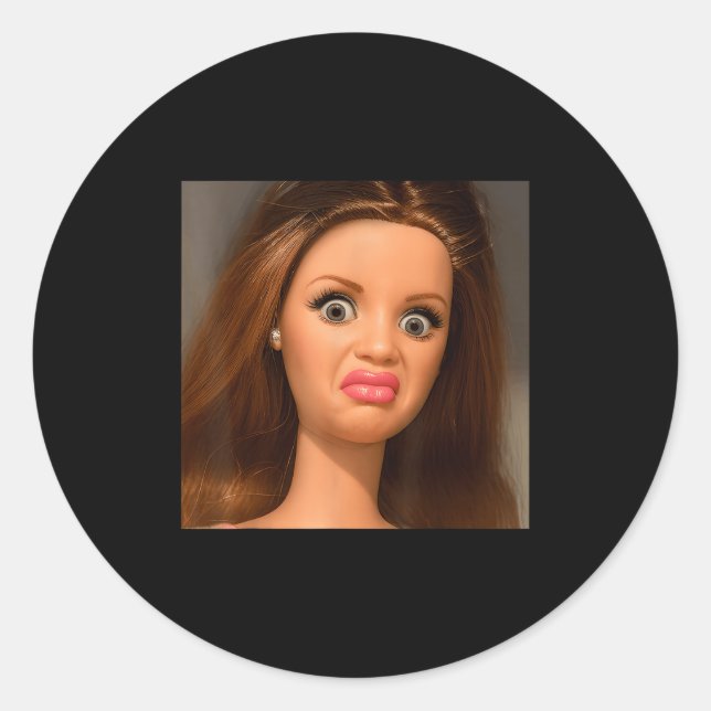 Sticker Rond Visage de poupée mémé drôle dégoûtant  (Devant)