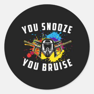 Sticker Rond Vous Snooze Vous Bruise Paintball Jeune